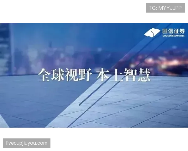 施洋训练后脱下的那双鞋价，把我对普通生活的认知打碎了